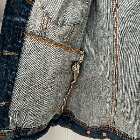 Old Navy Denim Jacket - Size Small - EUC - Picture 4 of 6